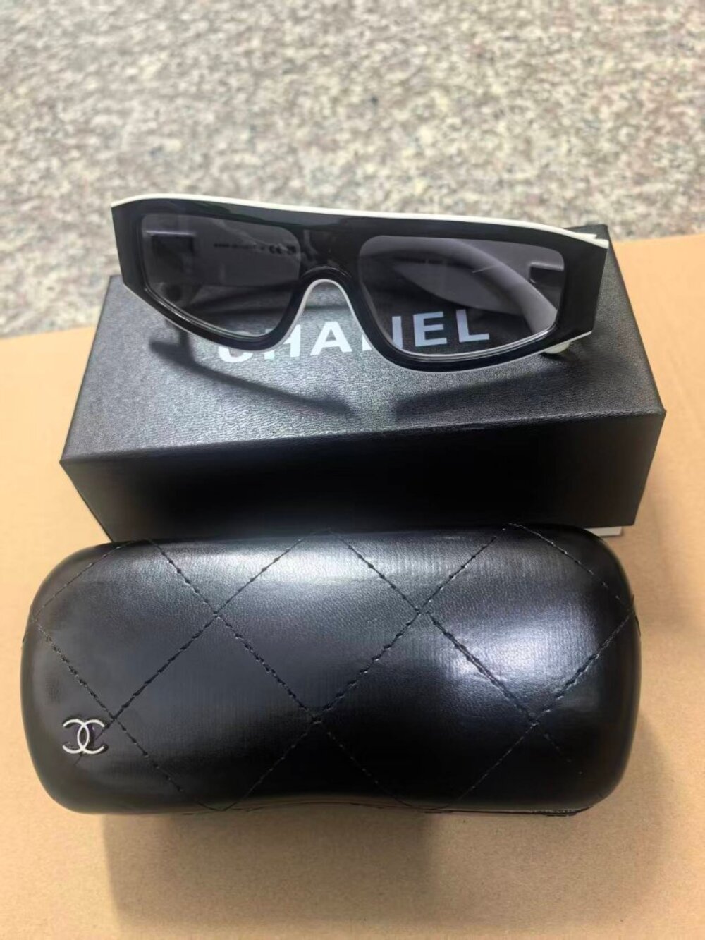 CHANEL Sunglasses
